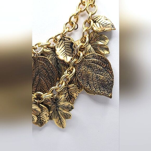 Karla Jordan Original Necklace and Earrings,  goldtone leaves - Picture 5 of 12